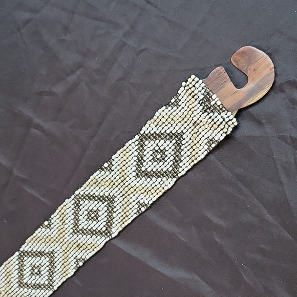 Beaded Stretch Belt - Picture 9 of 13